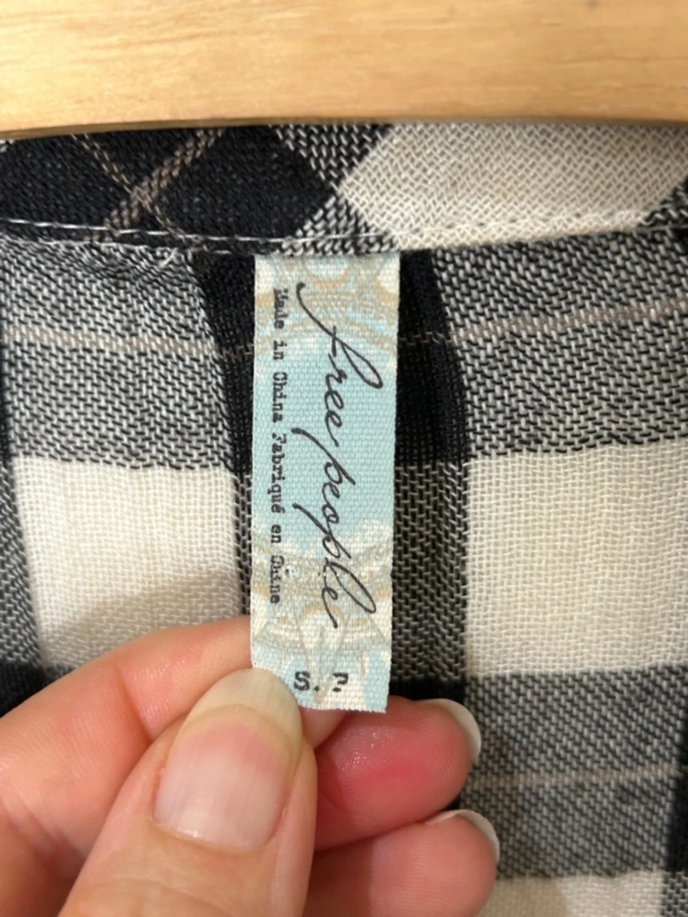 FREE PEOPLE Black White Plaid Snap Button Down Shirt Cutout Size Small